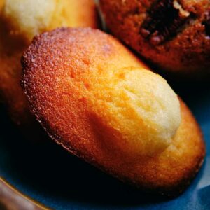 Madeleines au miel de forêt