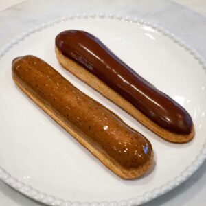 Éclairs café ; Éclairs chocolat Délicatisserie