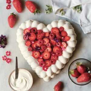 Pavlova fraises framboises par Nina Métayer