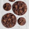 Cookie grué cacao par Nina Métayer