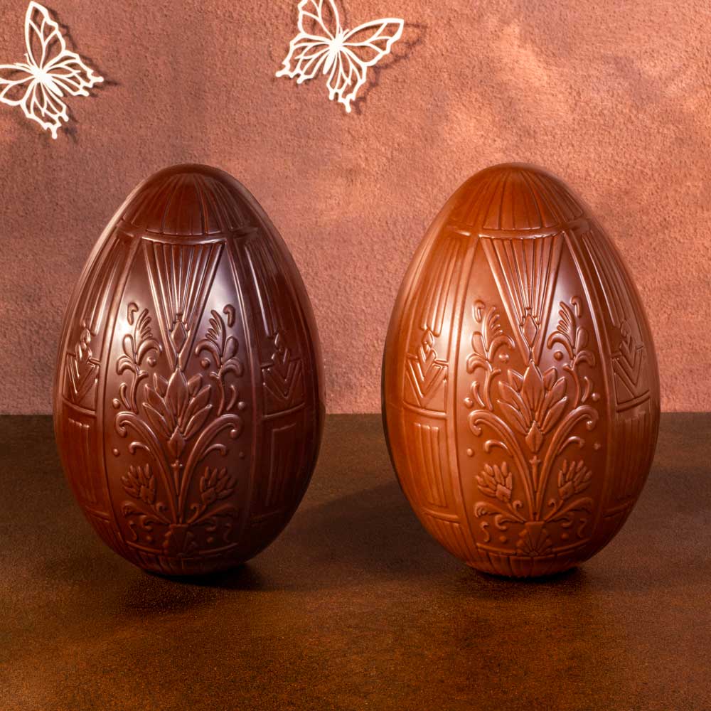 Large and small Harmonie Easter Egg by Nina Métayer