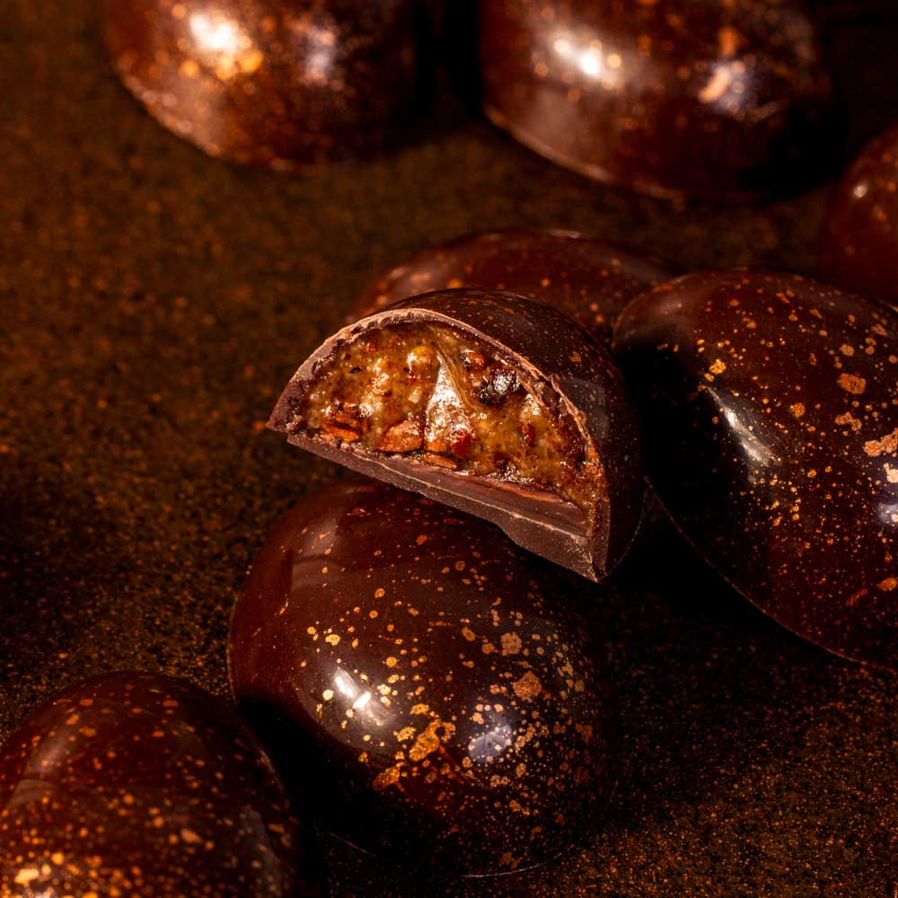 Eggs “lights” by Nina Métayer