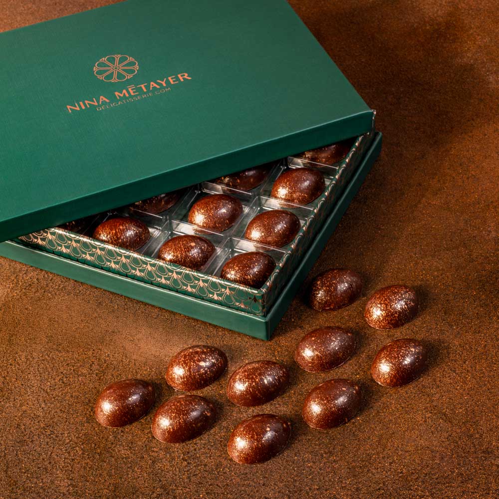 Eggs “lights” by Nina Métayer